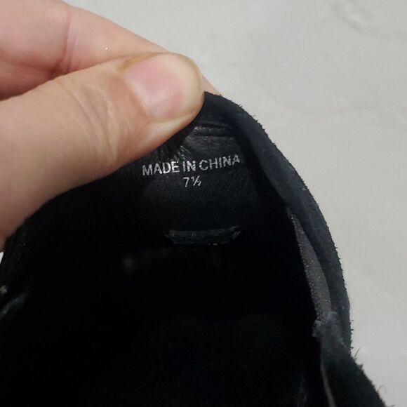 J/Slides Aztec Fashion Sneaker in Black Suede Size 7.5 - Picture 11 of 13